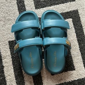 Dioract dusty sky lambskin